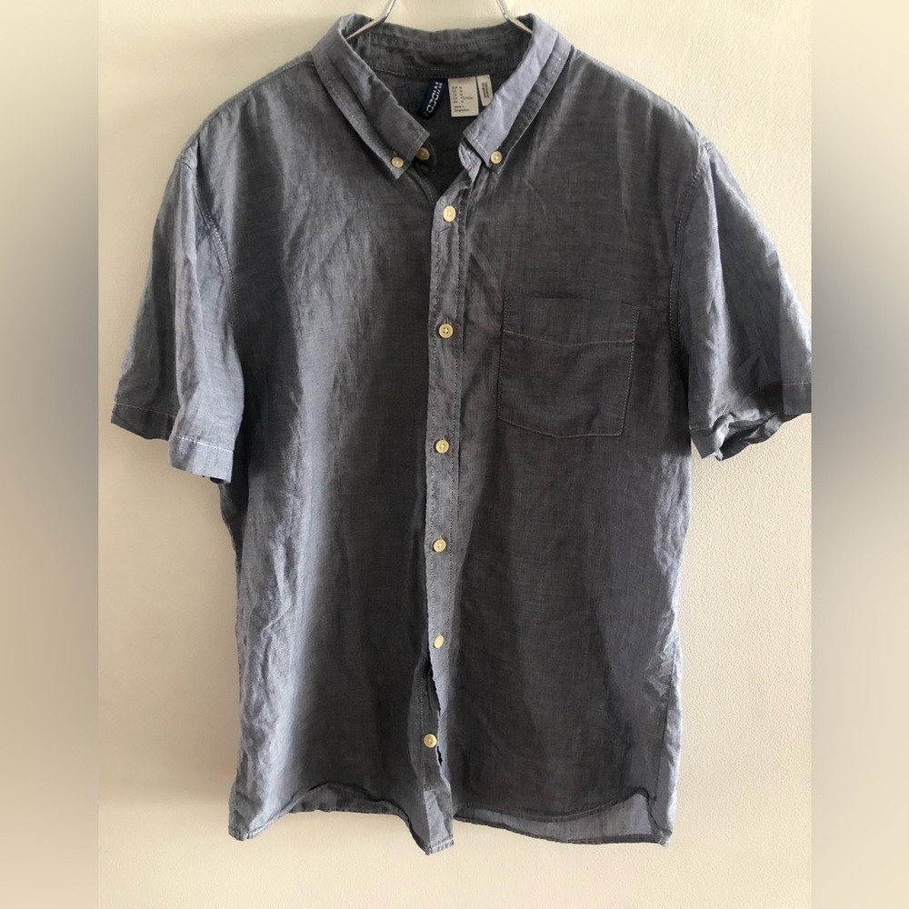 H&M Chambray shirt size M
